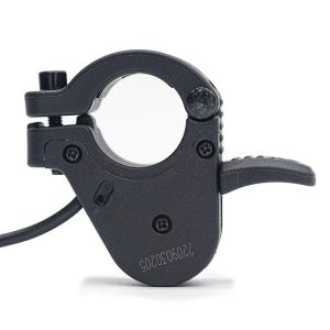 Accélérateur à ouverture totale avec connecteur SM 1,6M noir - modèle 2