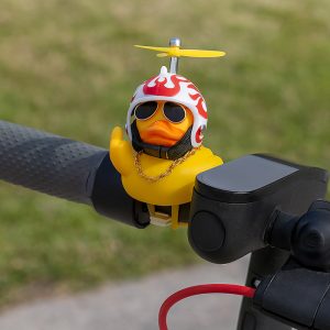 PTO-010 Canard en caoutchouc requin